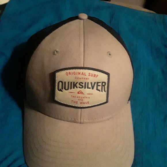 Quicksilver Unisex Snap-Back Ball Cap/Hat - Picture 9 of 16